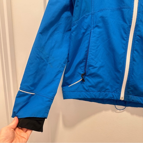 Brooks Reflective Running Jacket EUC Size Small - Picture 3 of 5